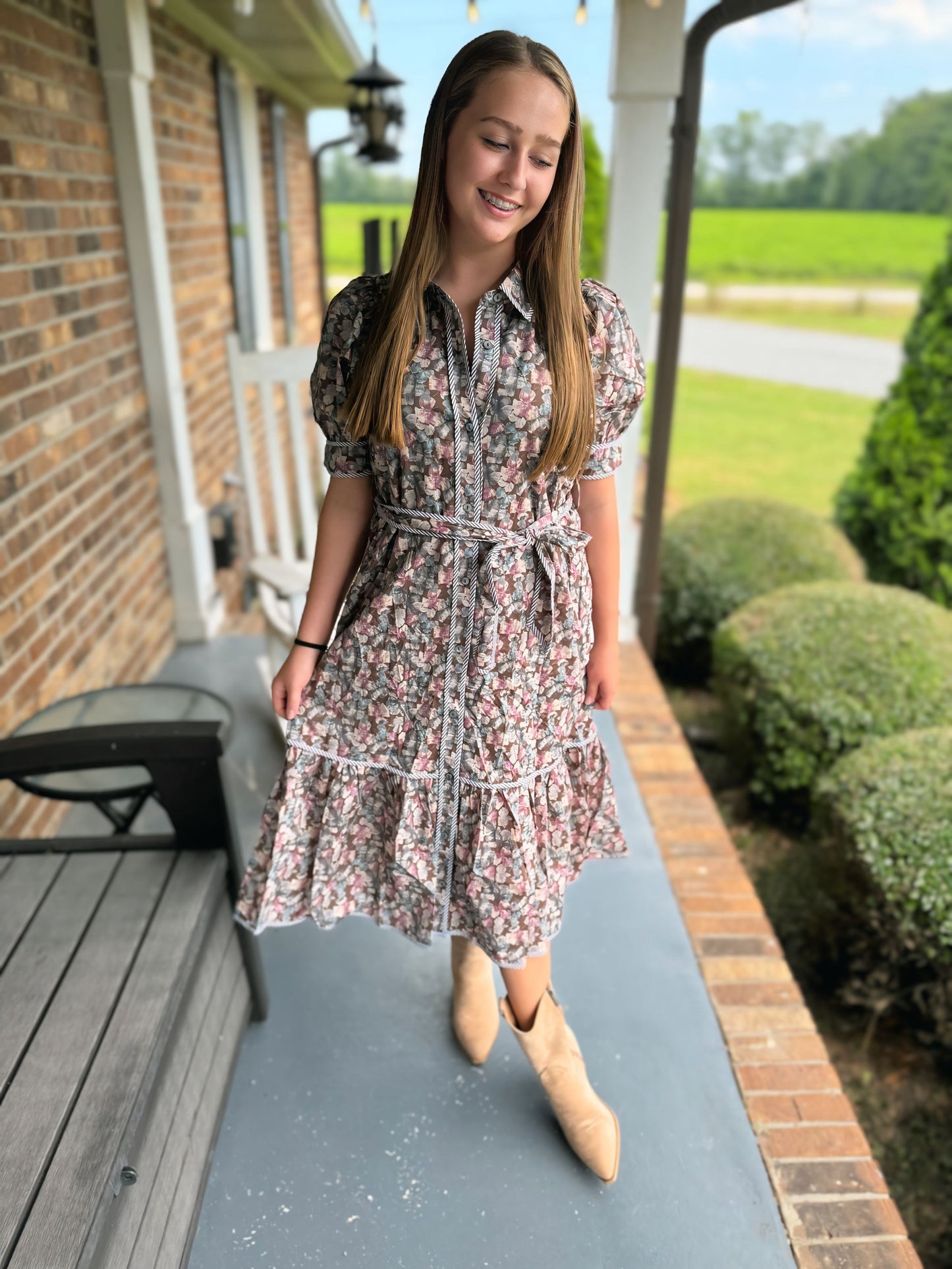 Printed button down collared puff sleeve midi dress