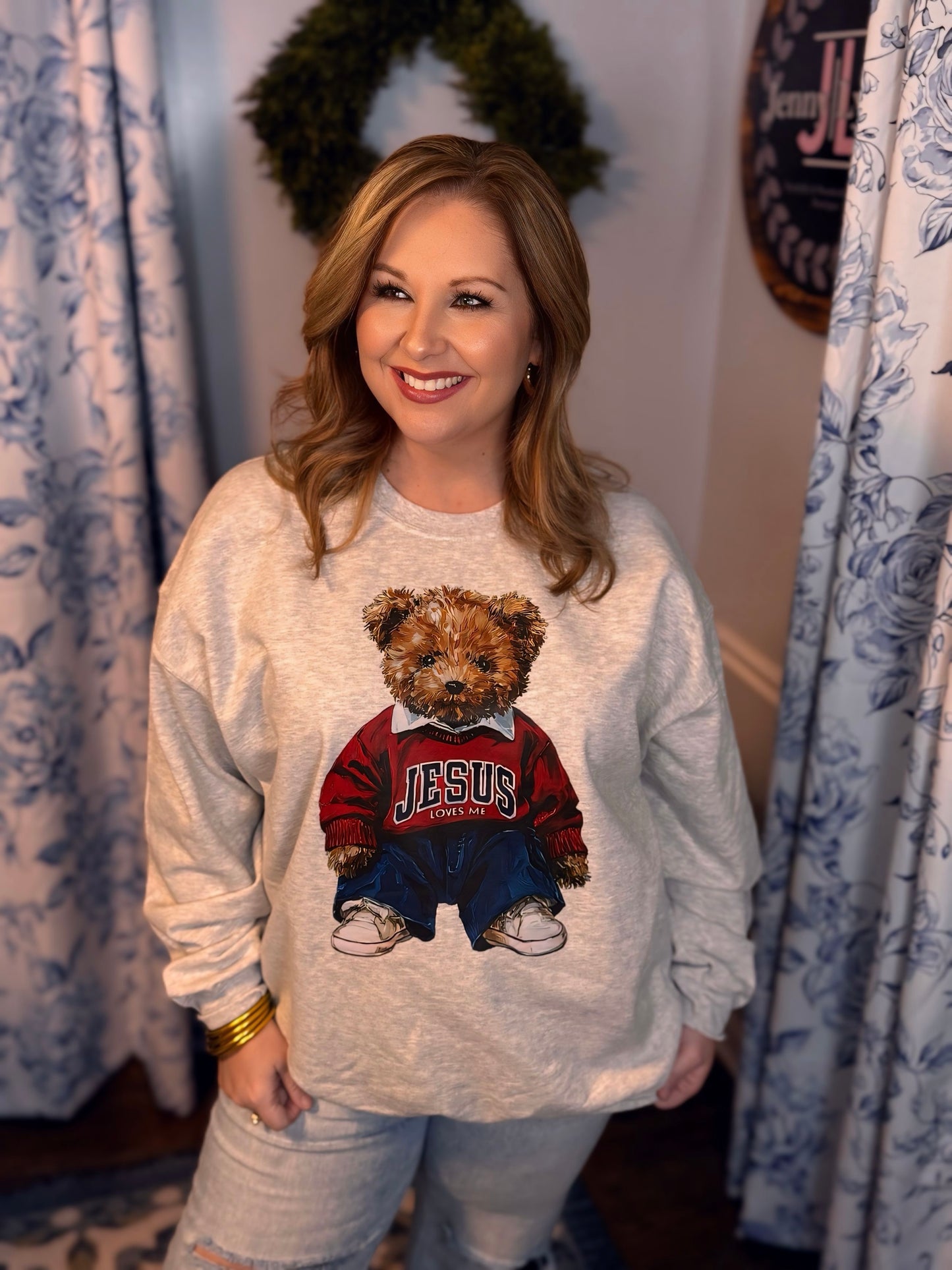 Jesus loves me teddy bear crew neck top