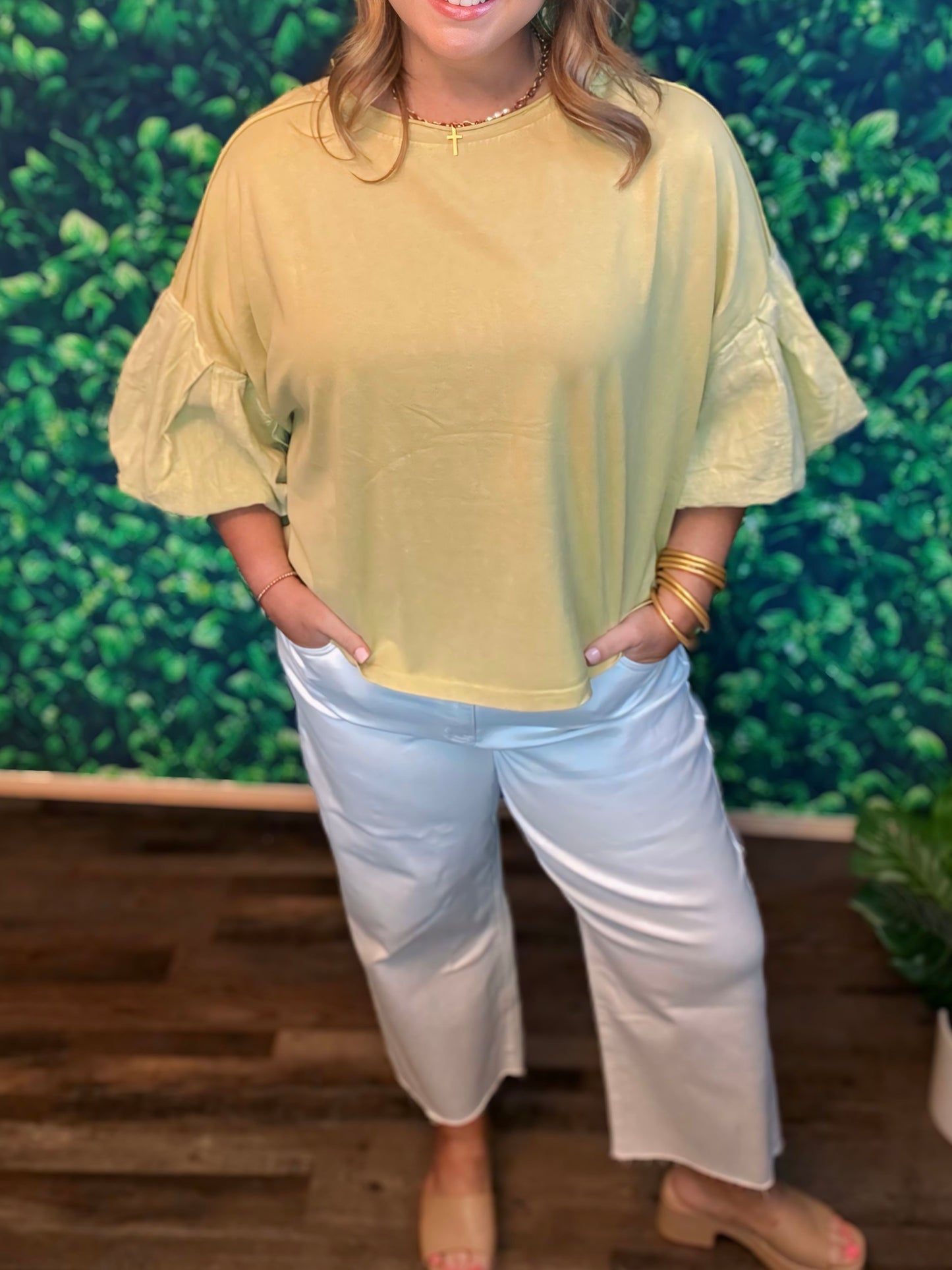 YMI HYPERSTRETCH CROPPED PANTS IN IVORY