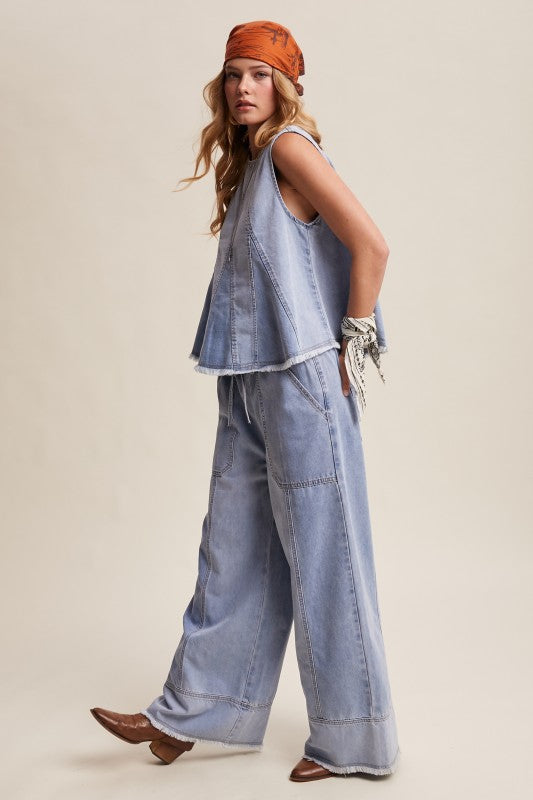 Raw Edge Flare Denim Pant