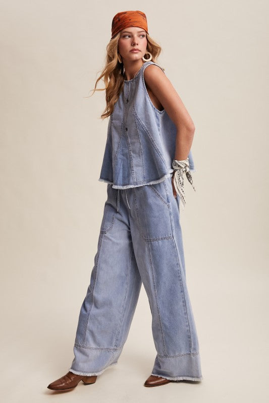 Raw Edge Flare Denim Pant
