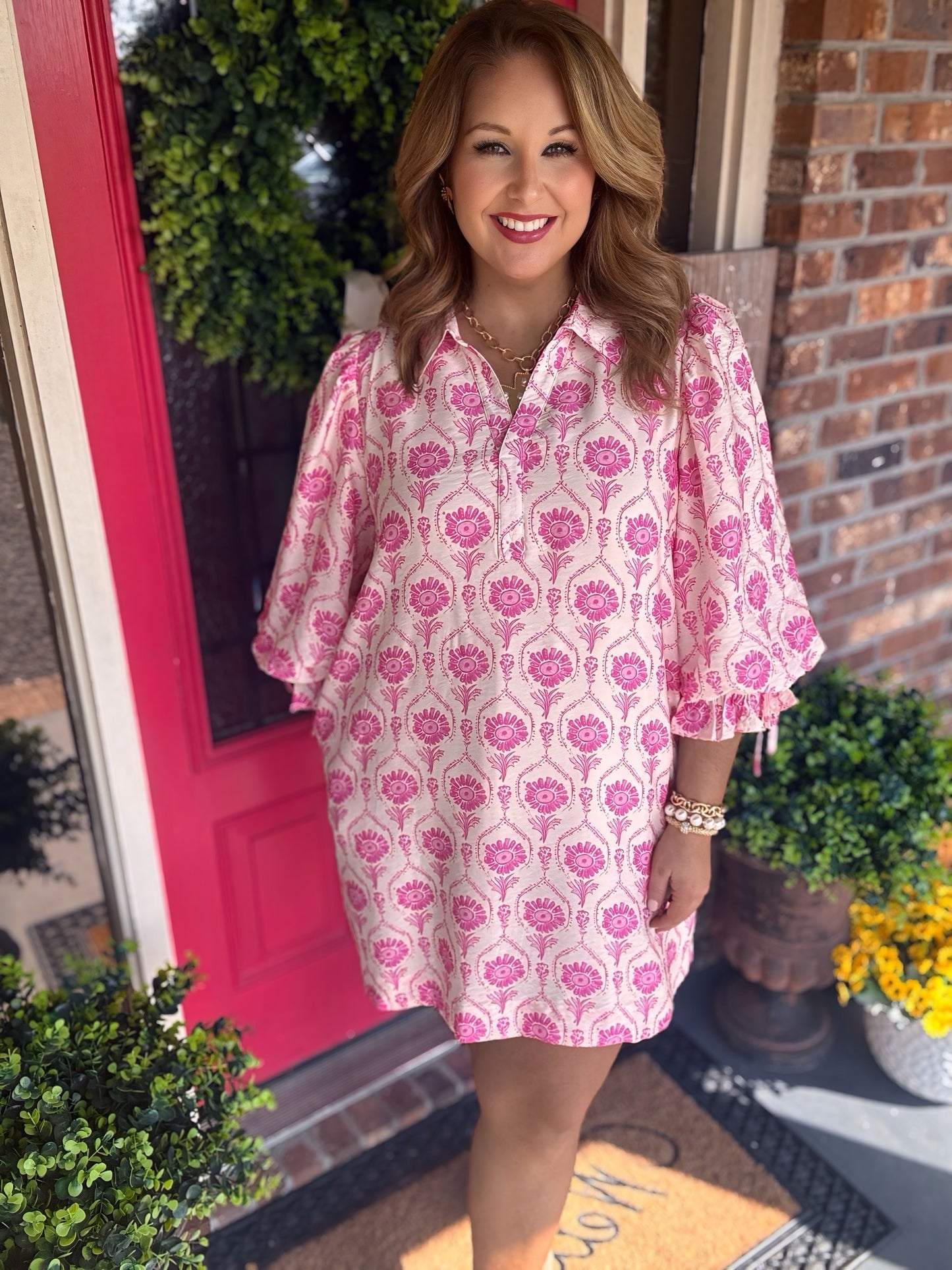 Entro Plus/Reg Floral V Neck Mini Dress