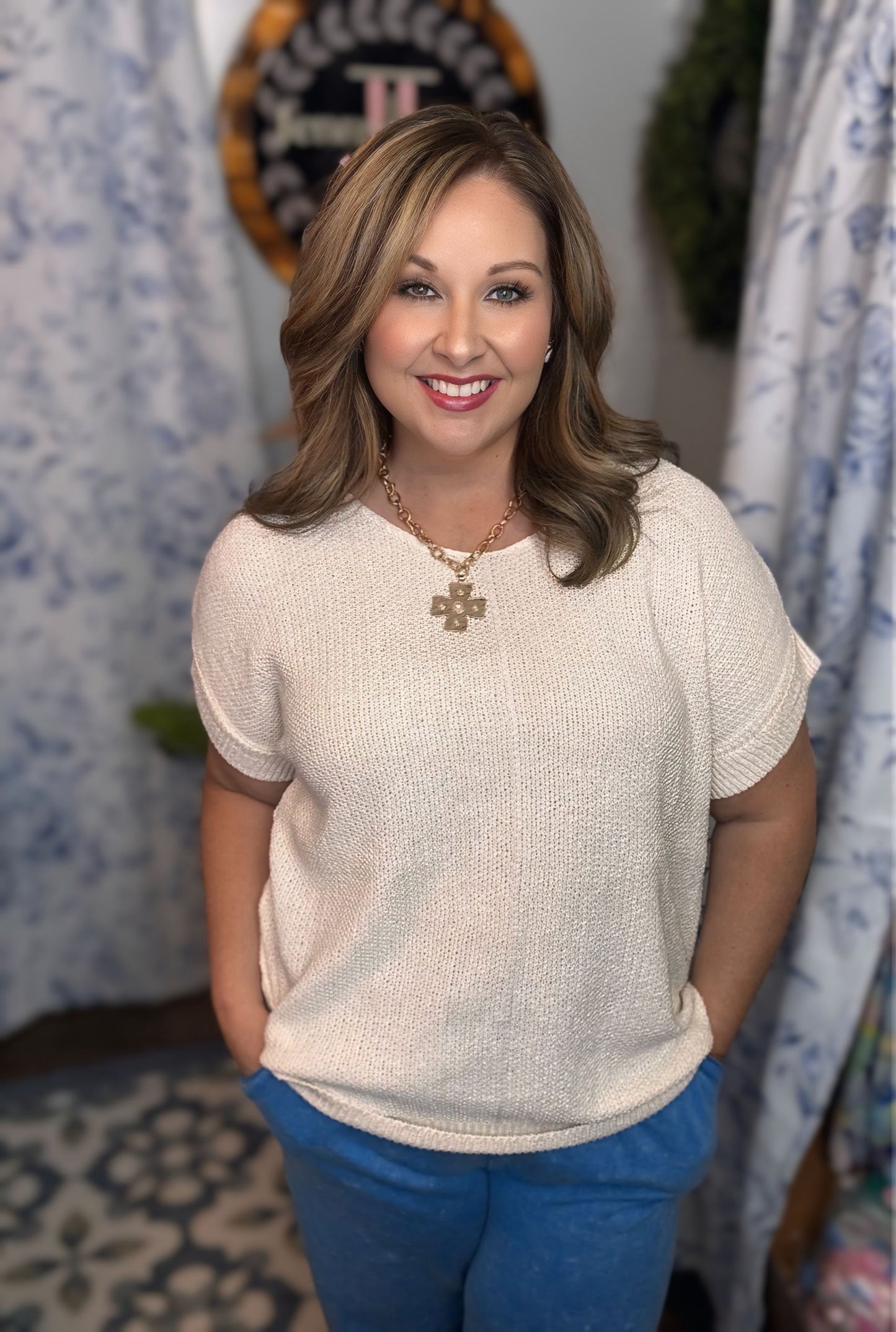 PLUS CENTER SEAM SHORT SLEEVE SWEATER