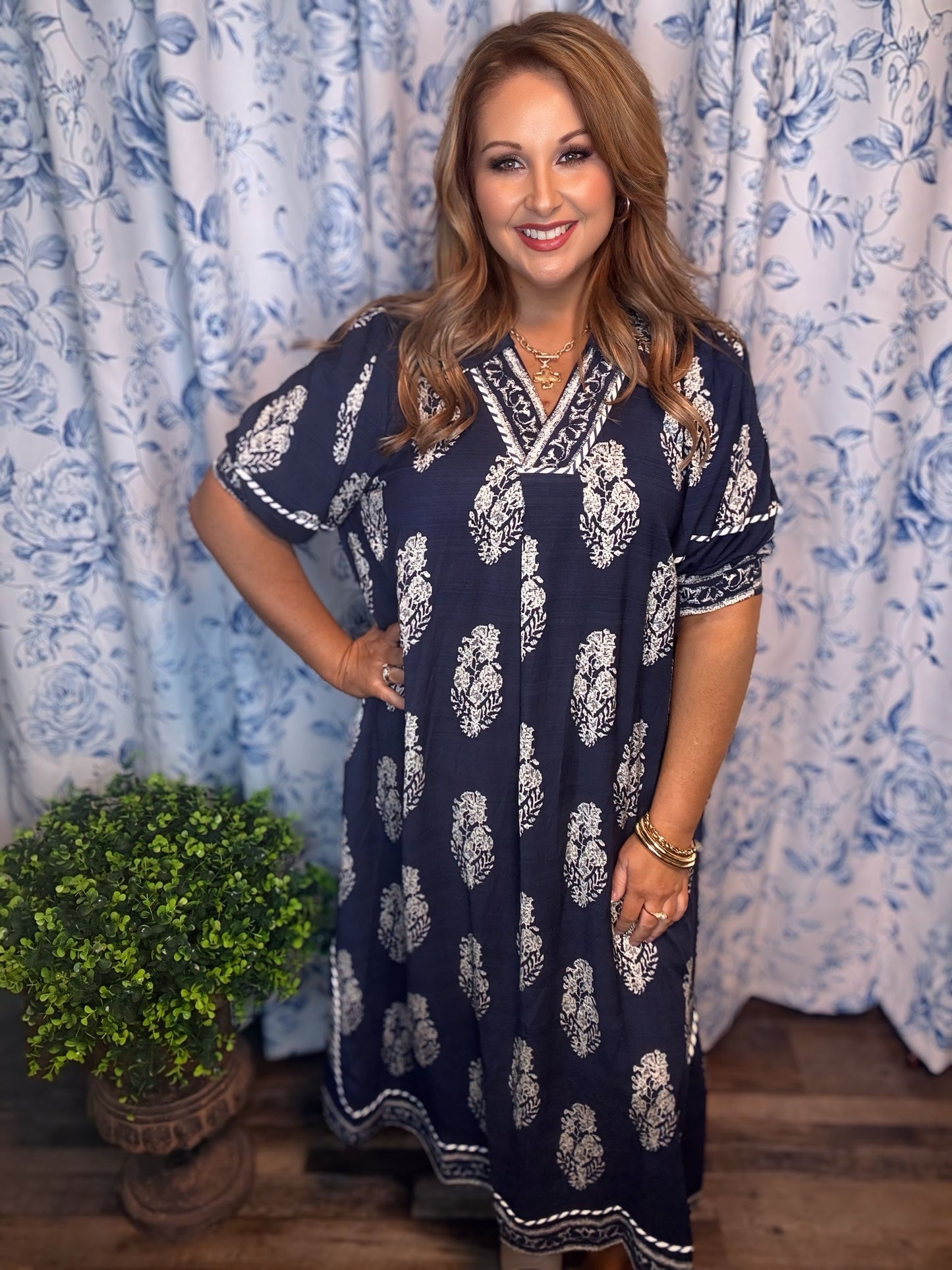 Umgee Boarder Print Collared Midi Dress