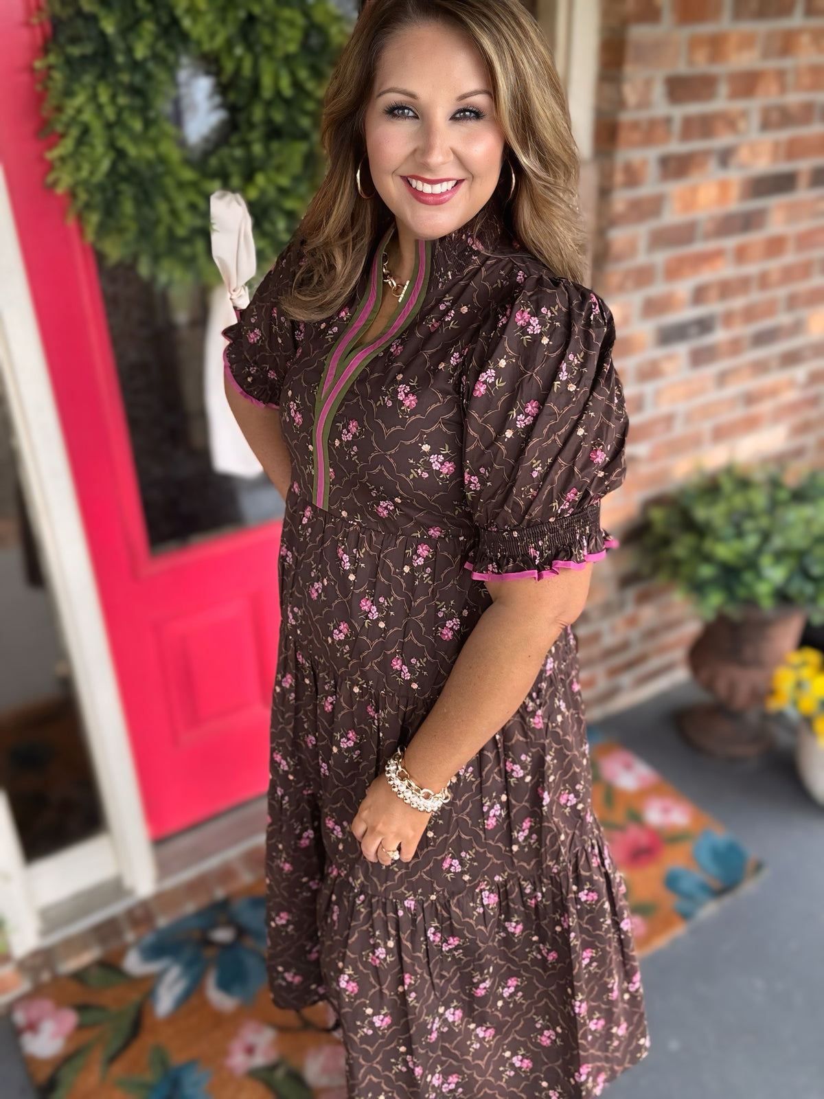 Entro Brown Floral Contrast Trim Midi Dress with Pockets in