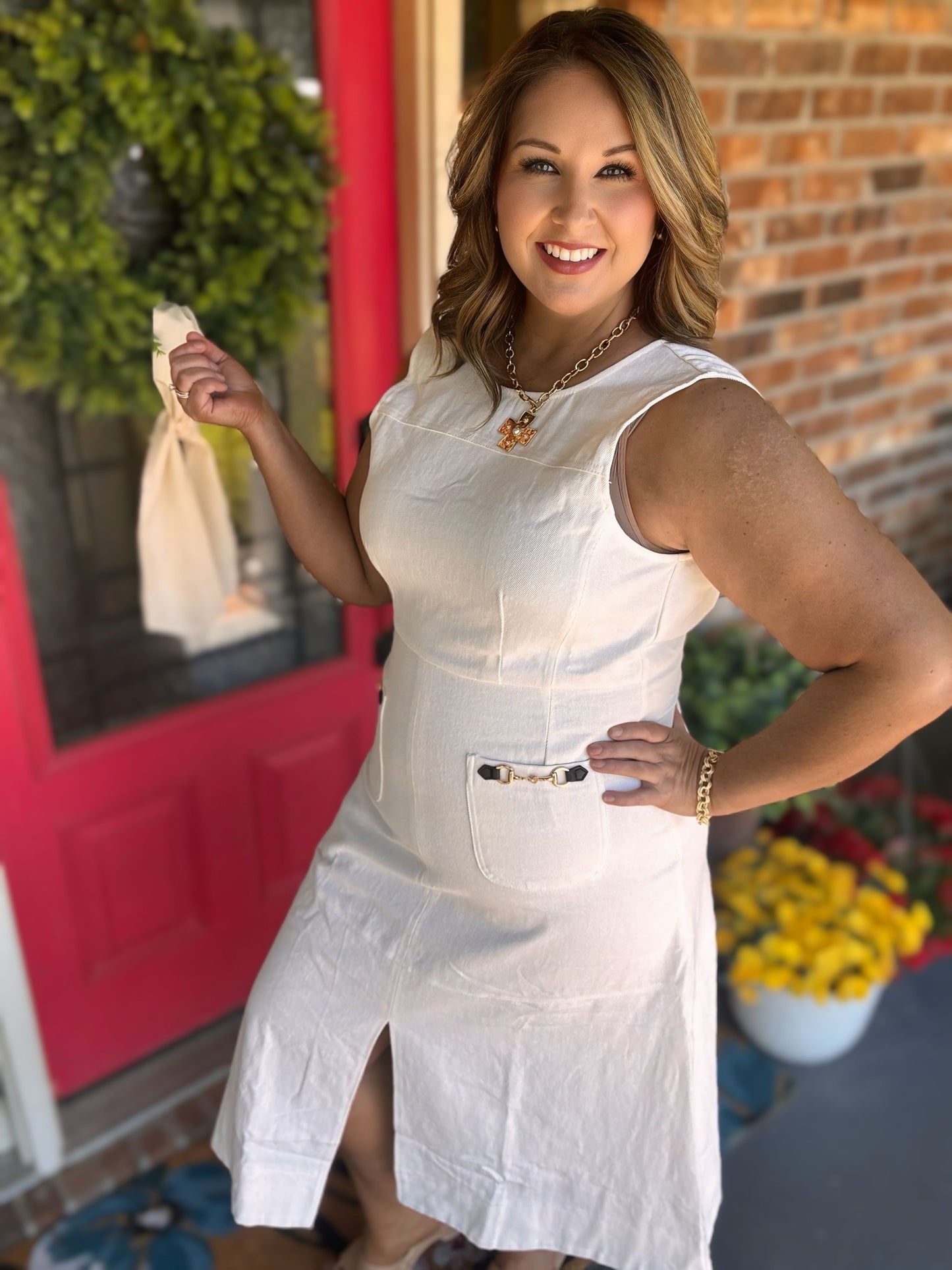 Entro Off White Denim Sleeveless Midi Dress