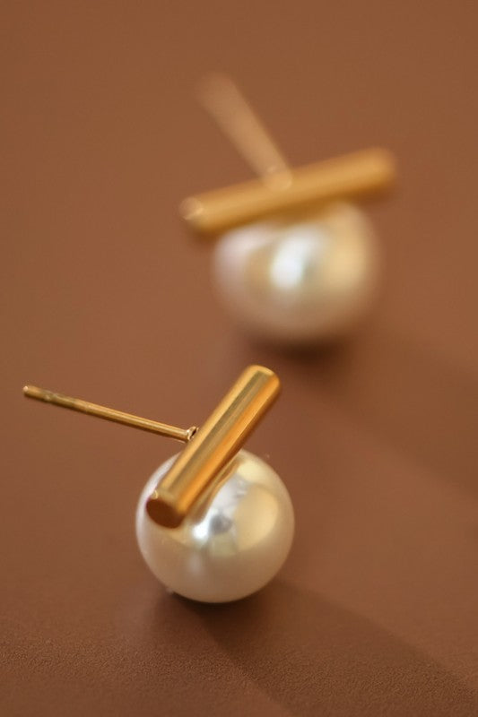 Gold bar and pearl stud, waterproof earring