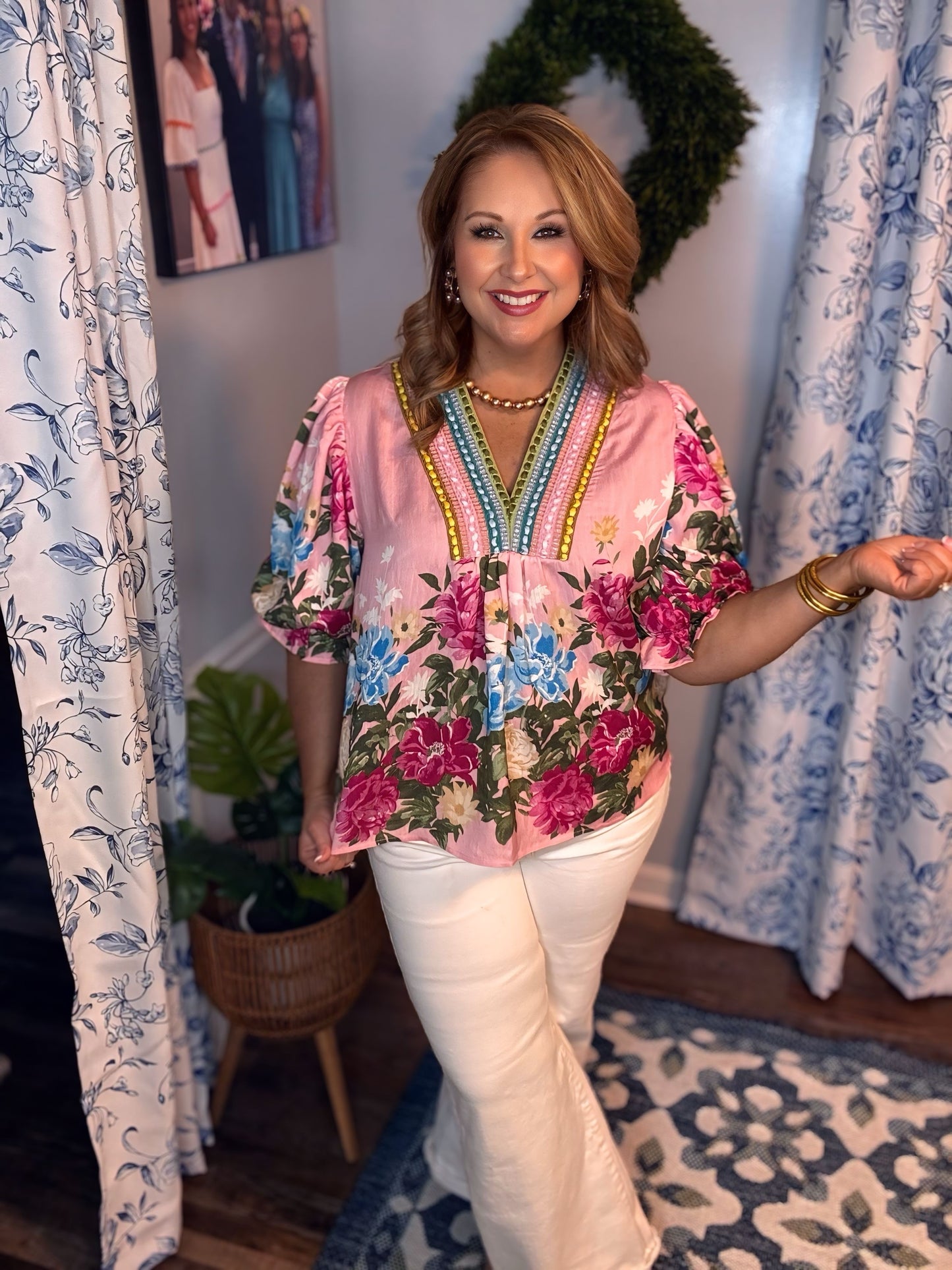 Pink Floral Puff Sleeve Top w/Embroidery