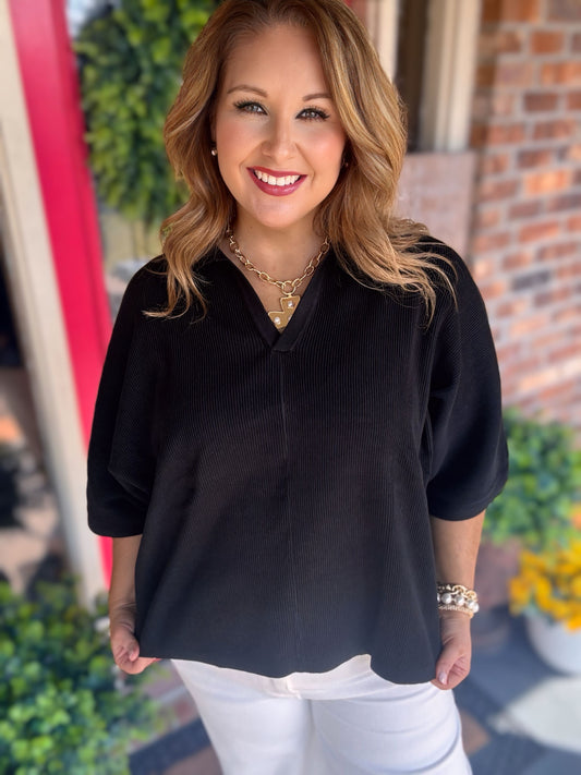 Plus/Reg Open V-Neck Knit Top