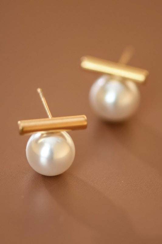 Gold bar and pearl stud, waterproof earring