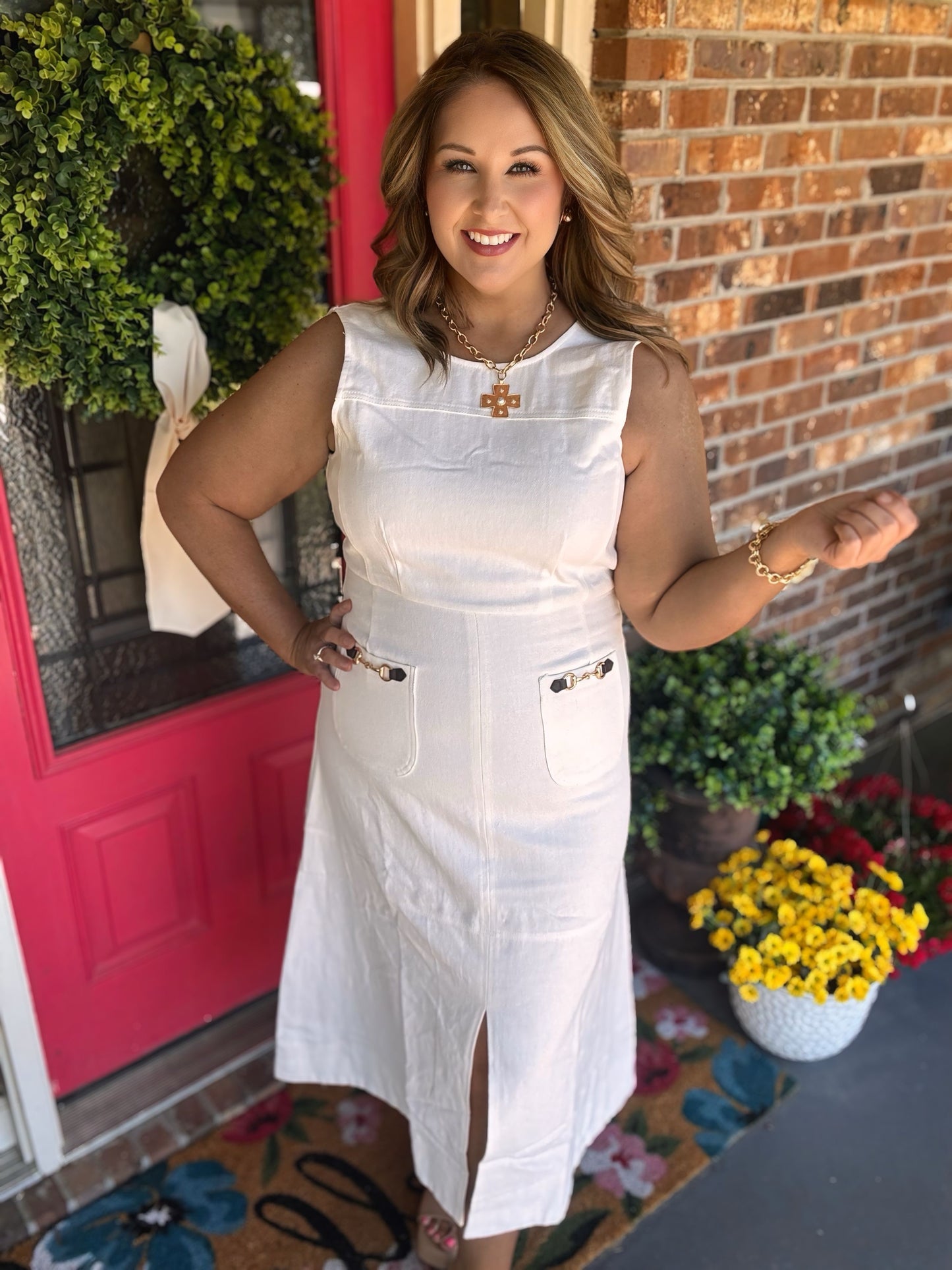 Entro Off White Denim Sleeveless Midi Dress