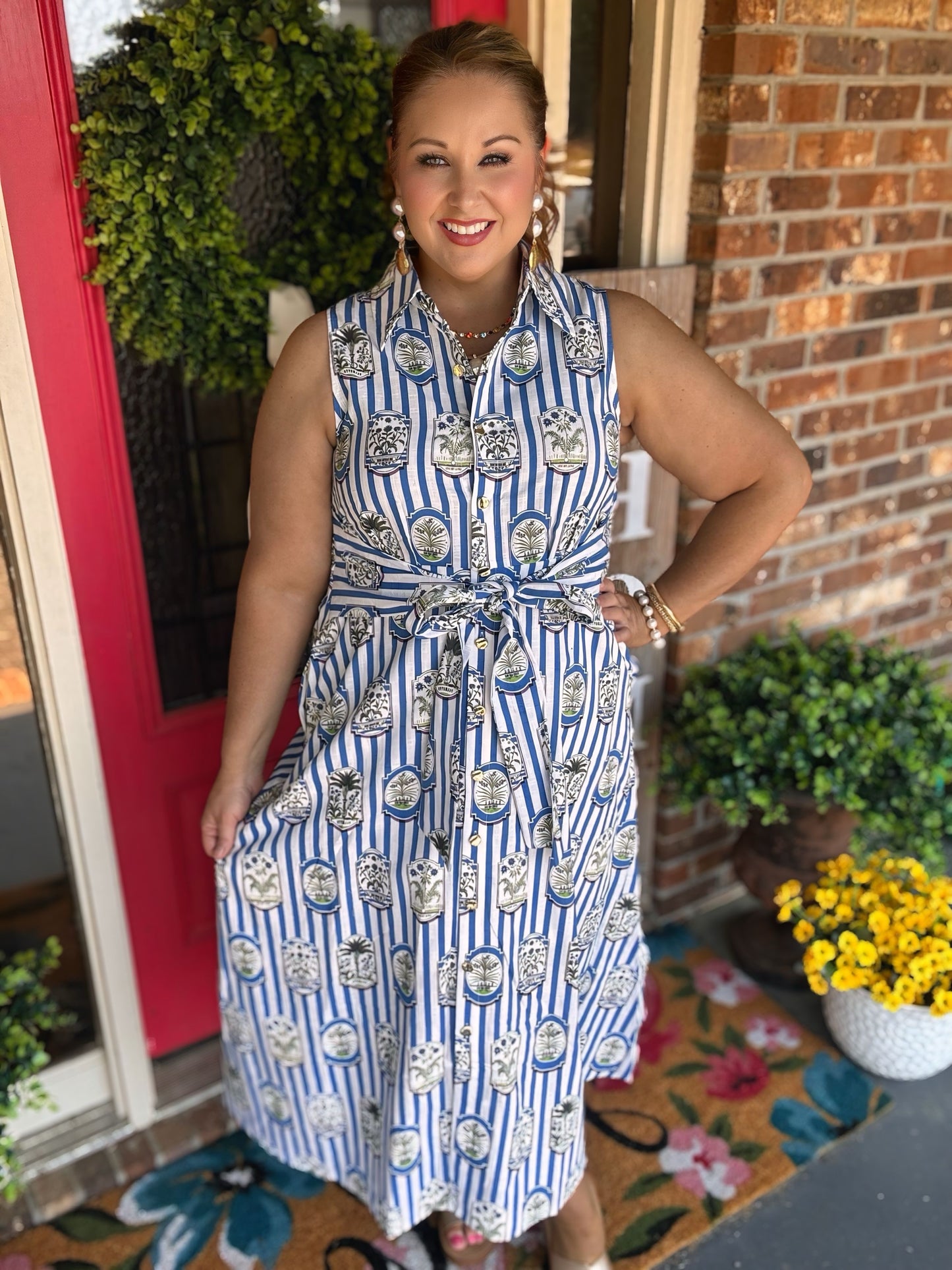 Entro Vacation Vibes Printed Sleeveless Midi Dress