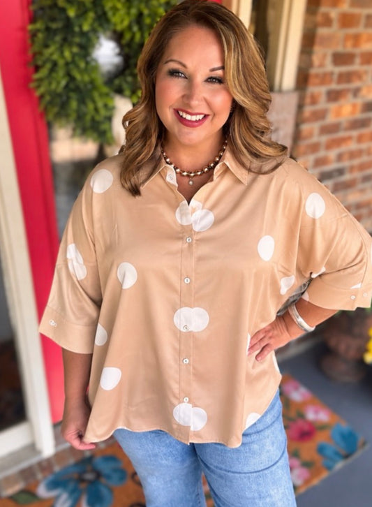 Entro Latte Polka Dot Collared Top