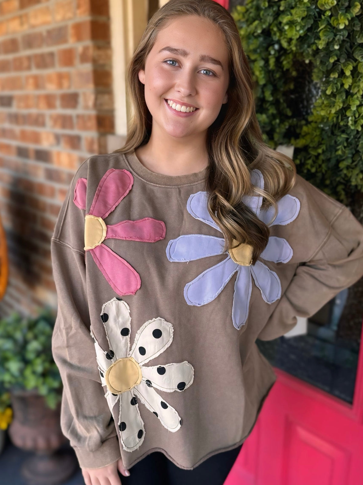 Easel Floral Patchwork Mineral Washed Top – Mocha