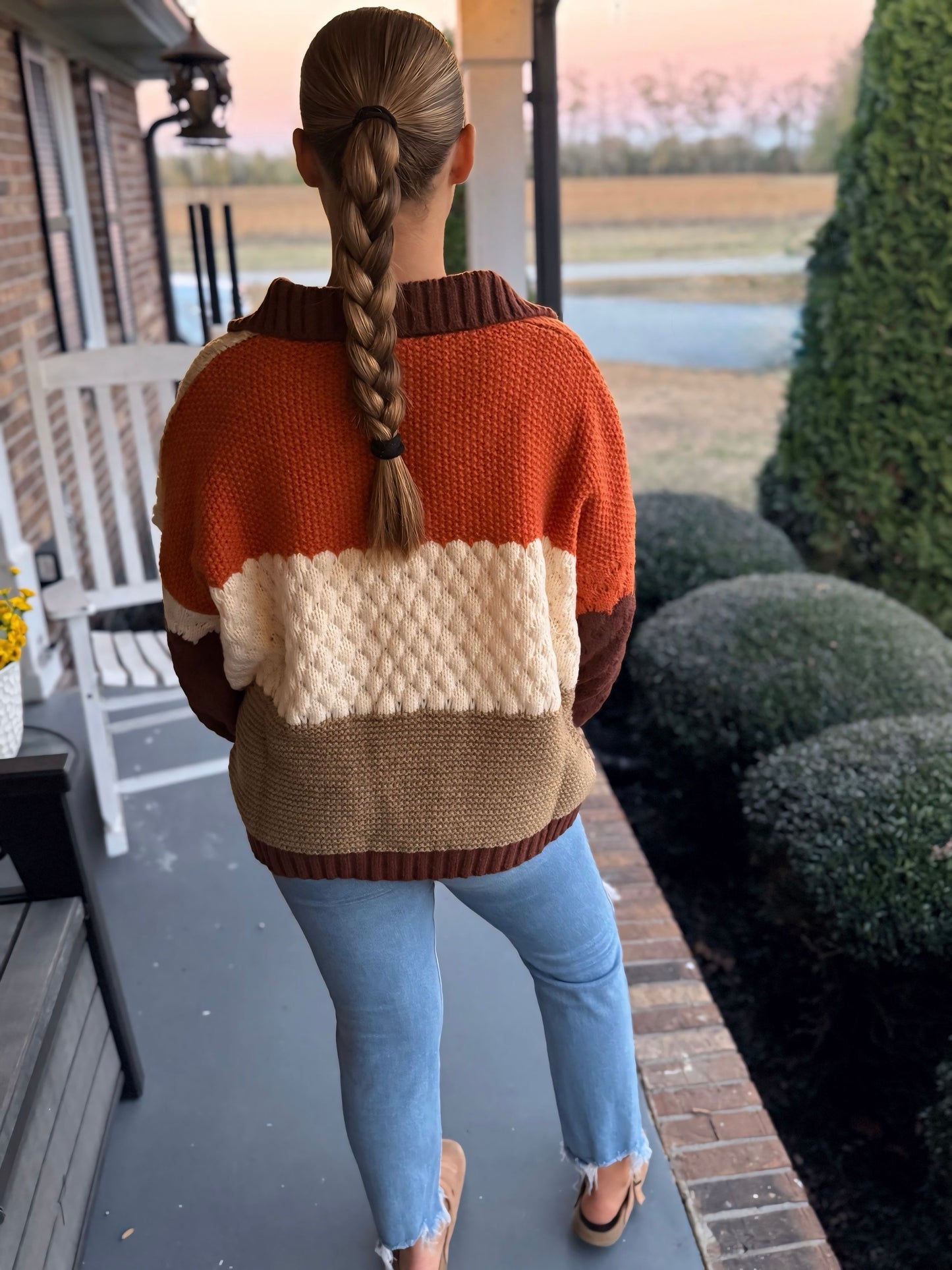 Long Sleeve Knit Sweater Top with Color Block