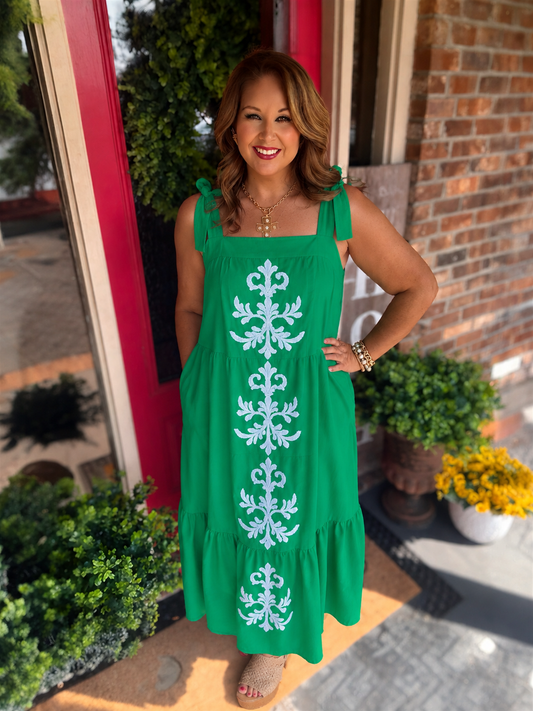 Entro Green Appliqué Midi Dress