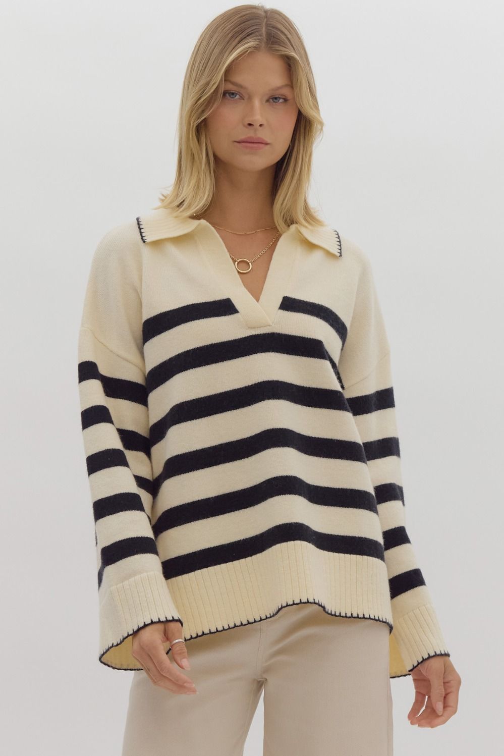 Striped v-neck top black and cream