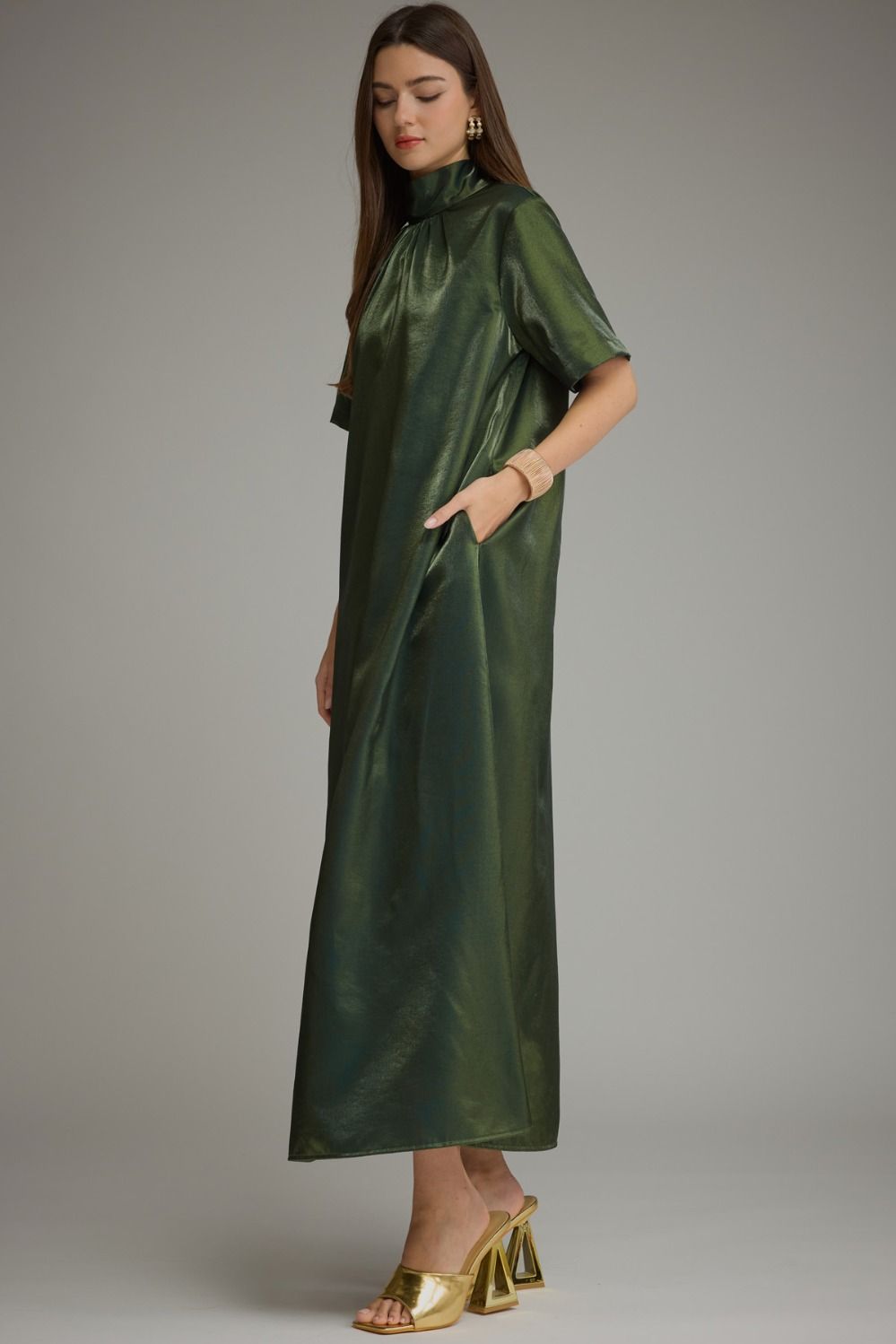 Entro Holiday Elegance Satin Maxi Dress – Pine Green