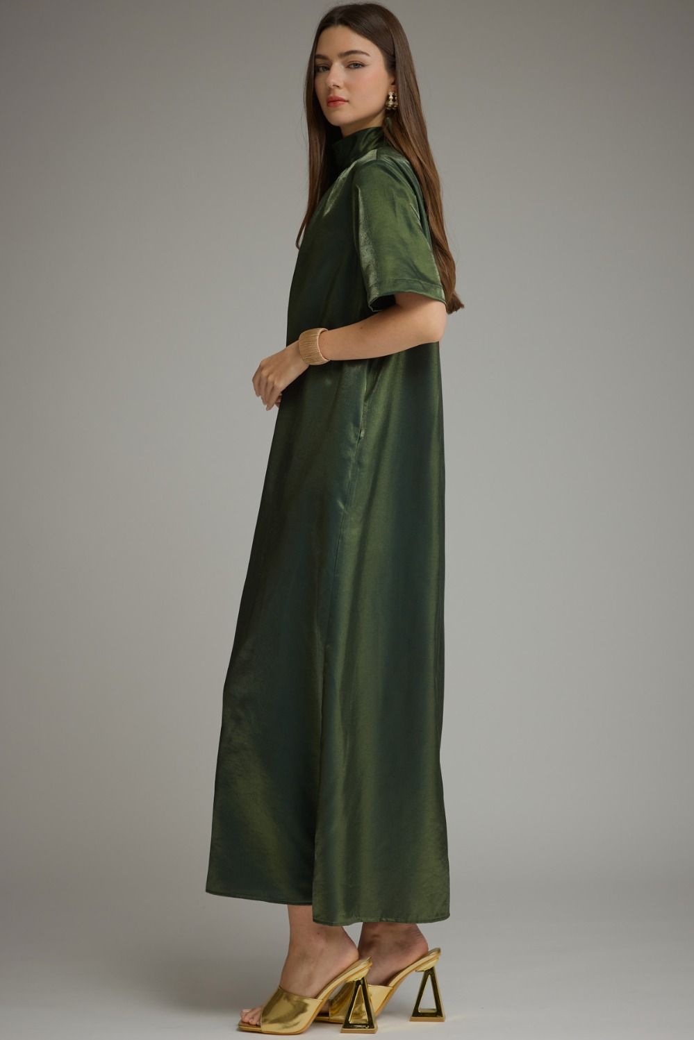 Entro Holiday Elegance Satin Maxi Dress – Pine Green