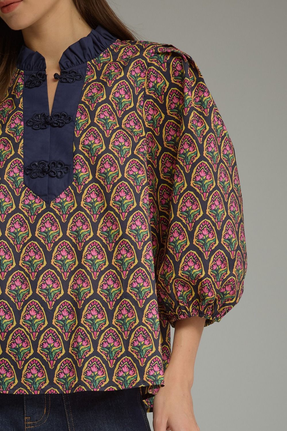 Entro Navy Floral Print Puff Sleeve Top