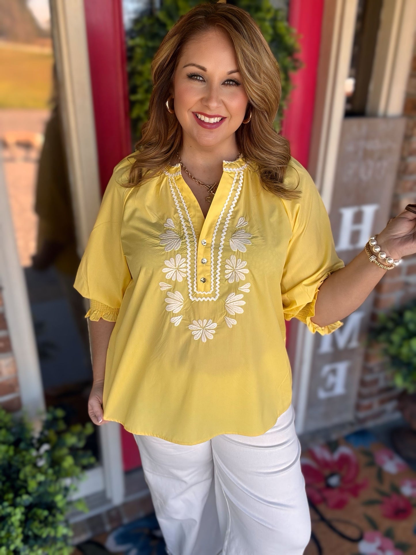 Entro Lemon Embroidered Top